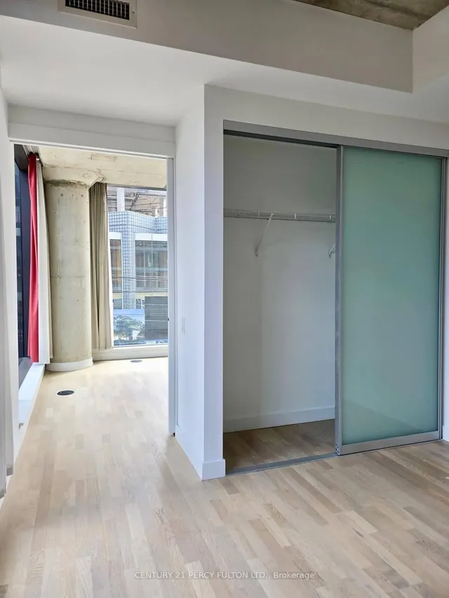 Additional image 18 of 560 King St Unit 213