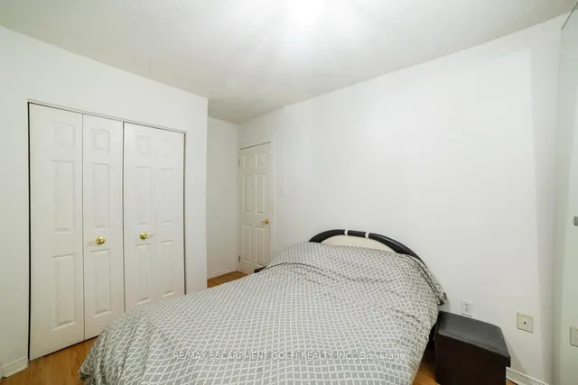 Additional image 14 of 30 Summit Ave Unit 501