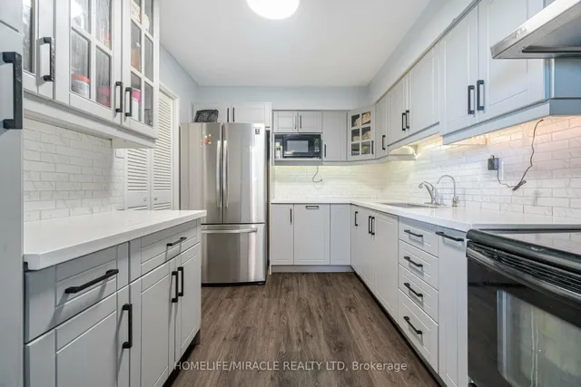 Additional image 16 of 3577 Derry Rd Unit 702