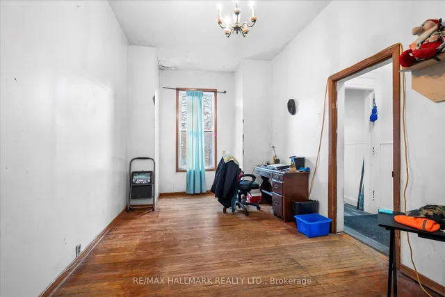 Additional image 7 of 42 Massey St