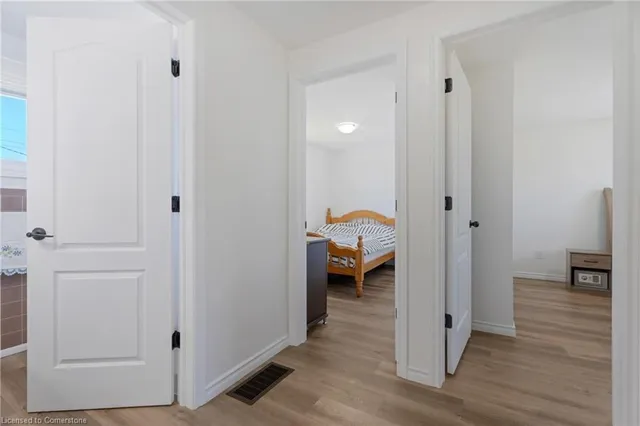 Additional image 13 of 879 Upper Sherman Ave