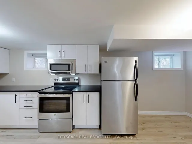 Additional image 31 of 377 Martin St