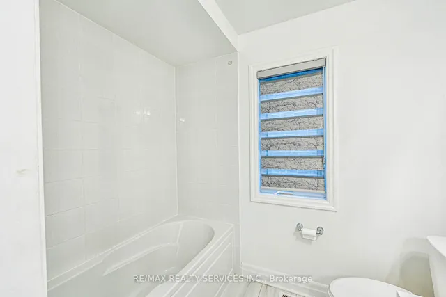 Additional image 34 of 462 Violet Gate