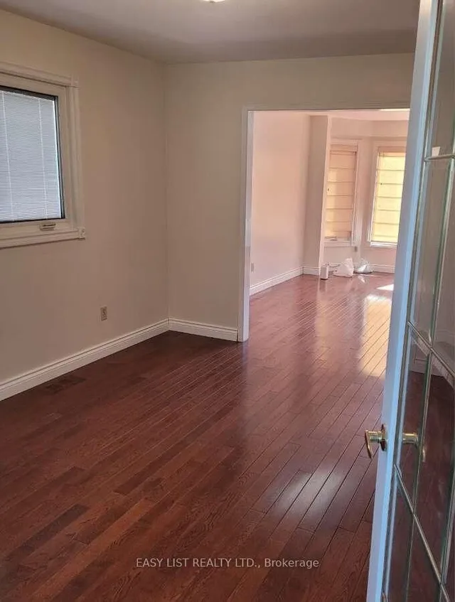 Additional image 16 of 5275 Thornwood Dr