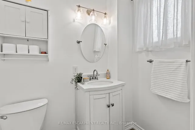 Additional image 14 of 2207 Middlesmoor Cres