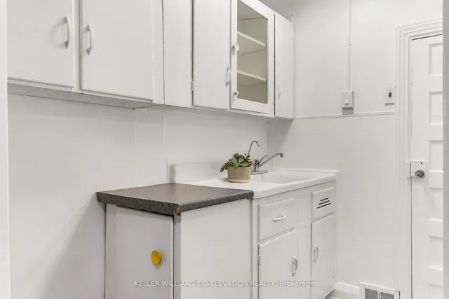 Additional image 17 of 88 Redwood Ave