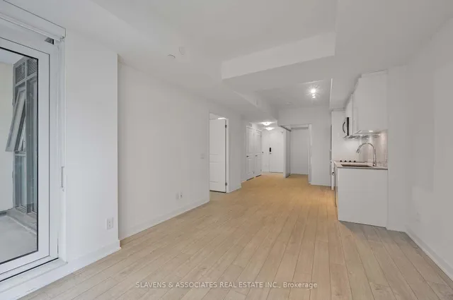 Additional image 9 of 543 Richmond St Unit 735