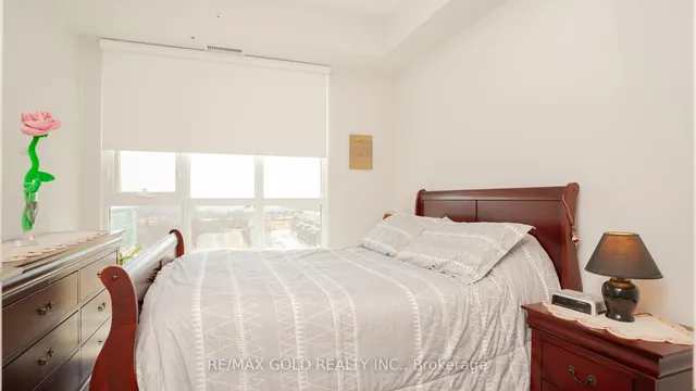 Additional image 24 of 65 Yorkland Blvd Unit 1001