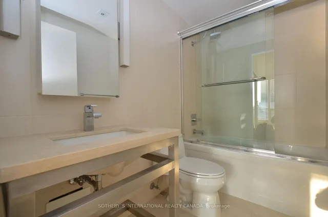 Additional image 13 of 80 John St Unit 2303