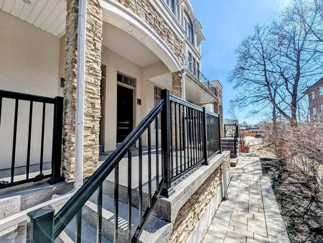 Additional image 2 of 3077 Cawthra Rd Unit 16