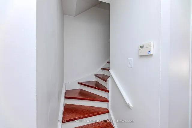 Additional image 17 of 50 Blackwell Ave Unit 9