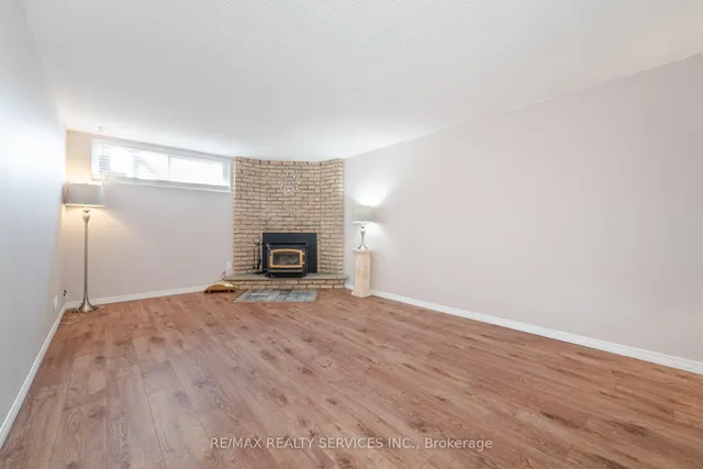 Additional image 31 of 85 Salisbury Circ