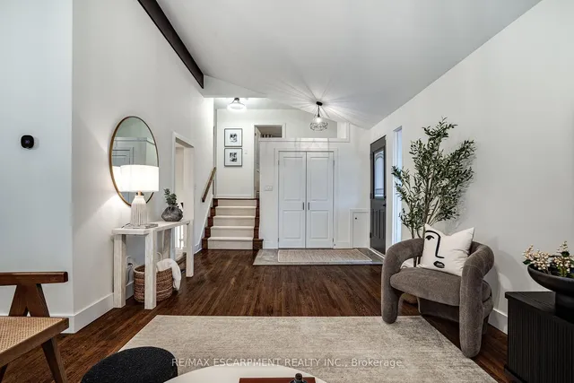 Additional image 16 of 157 LAURIER Ave