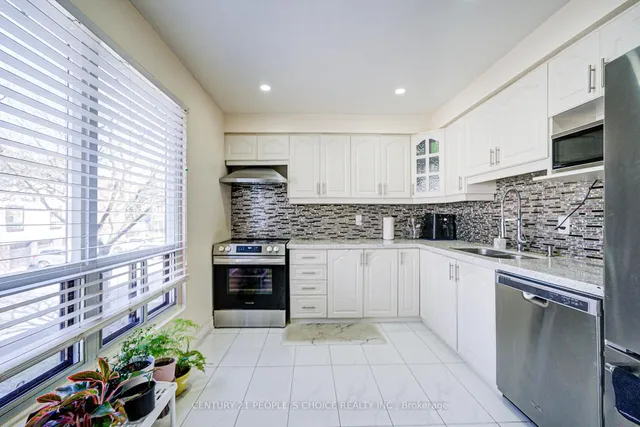 Additional image 16 of 4020 Brandon Gate Dr Unit 8