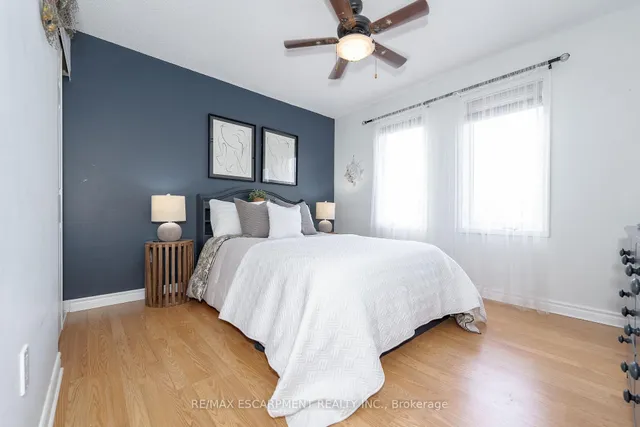 Additional image 37 of 2485 Newport St