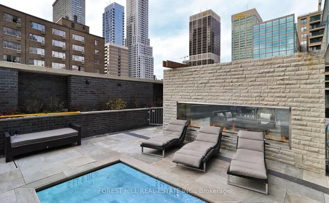 Additional image 30 of 33 Charles St Unit 1101