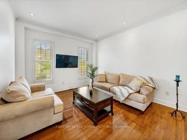 Additional image 6 of 31 Eiffel Blvd