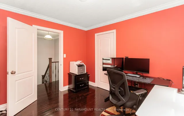 Additional image 26 of 112 Wildberry Cres