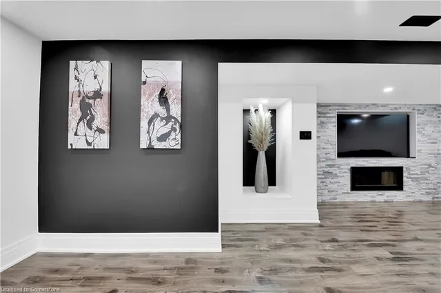 Additional image 40 of 72 Aldgate Avenue Ave