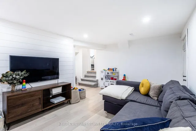 Additional image 28 of 16 West 34th St