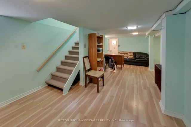 Additional image 10 of 47 Robina Ave