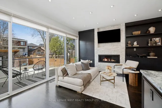 Additional image 25 of 218 Cameron Ave