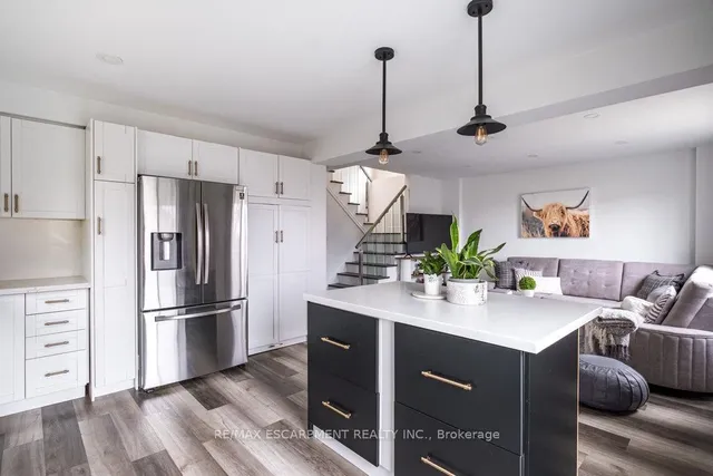 Additional image 20 of 135 ARROWHEAD Dr