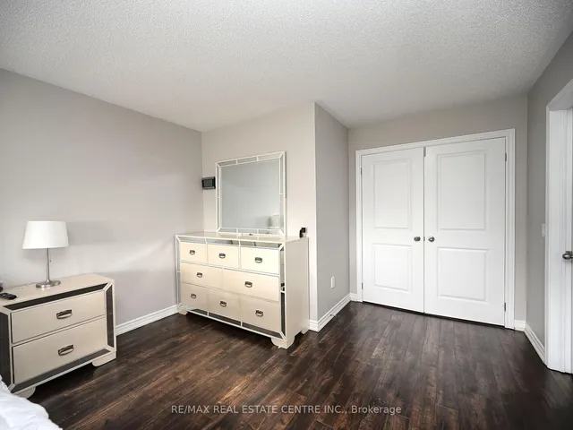 Additional image 35 of 53 Dufay Rd