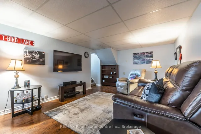 Additional image 11 of 3201 Centennial Dr