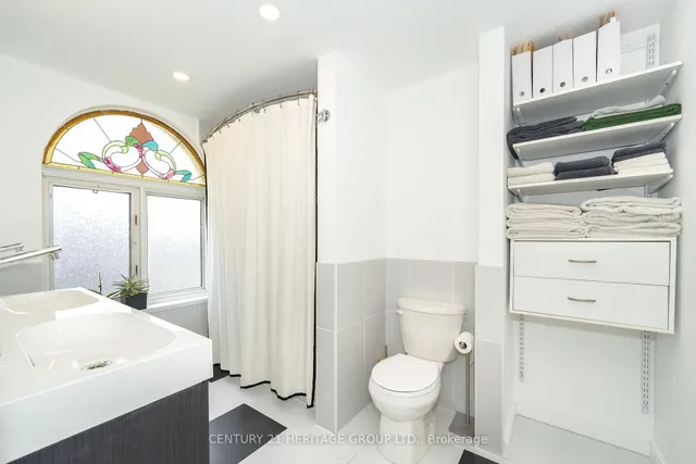 Additional image 21 of 280 Sherbourne St Unit 5