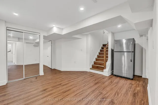 Additional image 38 of 8 Griffith Crt