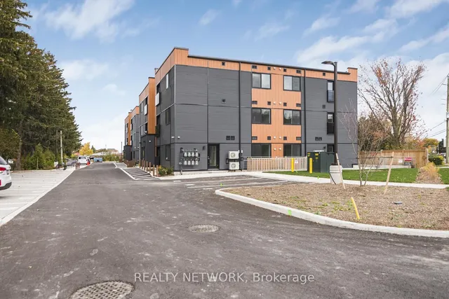 Additional image 3 of 261 King St Unit 3D-304