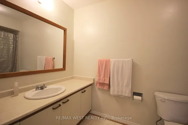 Additional image 31 of 73 Hullrick Dr