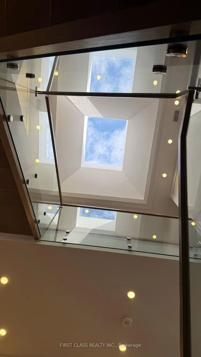 Additional image 44 of 170 Spring Garden Ave