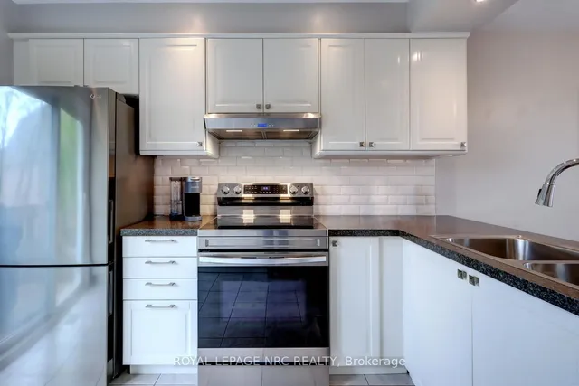 Additional image 18 of 7101 Branigan Gate Unit 32