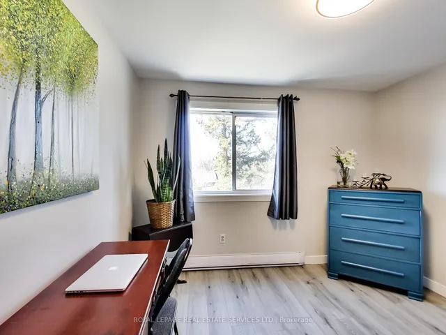 Additional image 39 of 1008 Falgarwood Dr Unit 5