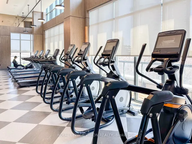 Additional image 29 of 30 Inn on the park Dr Unit 2404