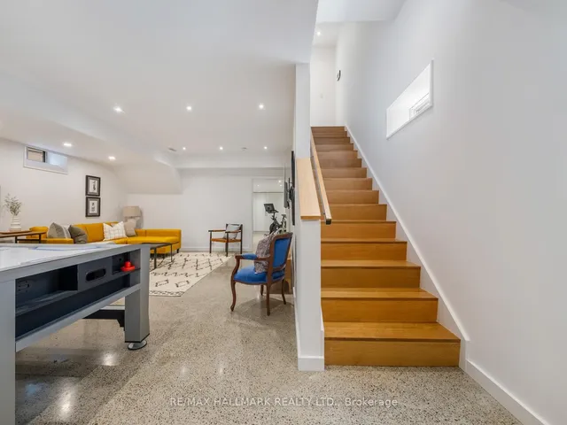 Additional image 32 of 29 Treadway Blvd