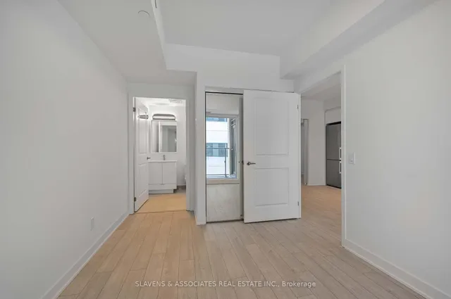 Additional image 19 of 543 Richmond St Unit 735