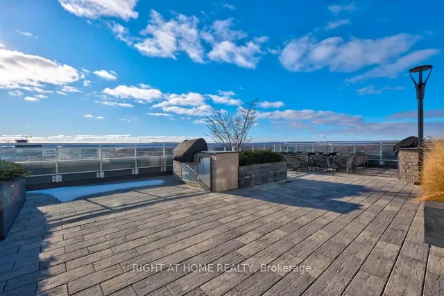 Additional image 29 of 1050 Main St Unit 312