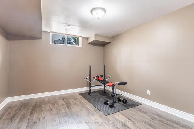 Additional image 34 of 2605 Armour Cres