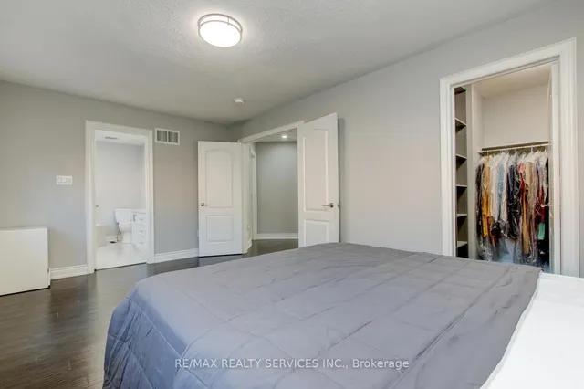 Additional image 21 of 44 Lormel Gate