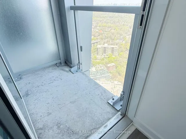 Additional image 16 of 1 Yorkville Ave Unit 3910