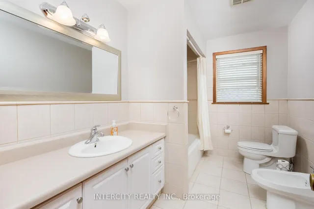 Additional image 25 of 852 Glencairn Ave