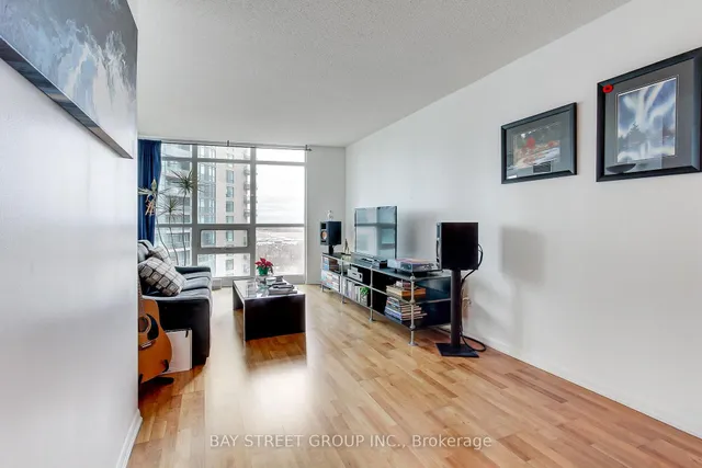 Additional image 9 of 231 Fort York Blvd Unit 1702