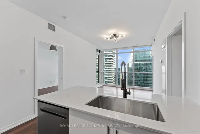 Additional image 3 of 65 Bremner Blvd Unit 4101