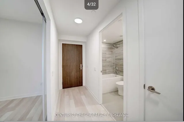 Additional image 4 of 39 Roehampton Ave Unit 4110