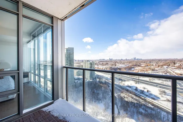 Additional image 19 of 90 Park Lawn Rd Unit 2815