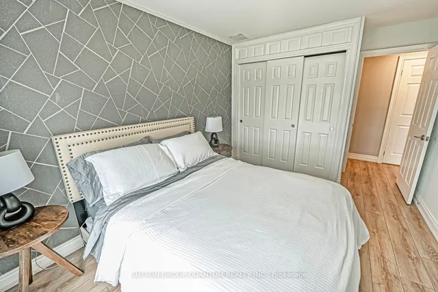 Additional image 23 of 3559 Eglinton Ave Unit 1607