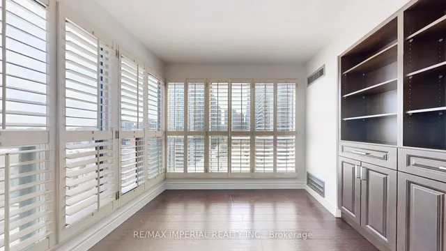 Additional image 15 of 18 Hollywood Ave Unit 603